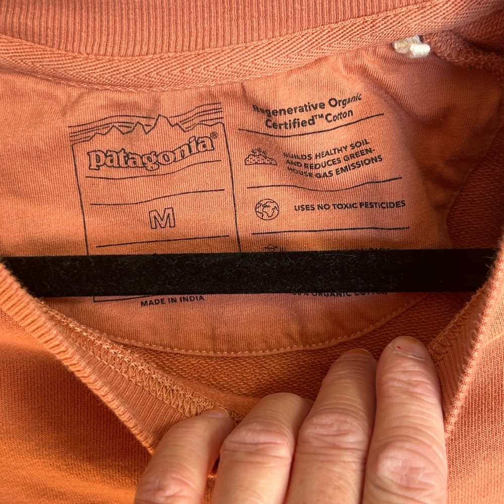 Patagonia Women's 100% Organic Cotton Crewneck, size M. - Picture 2 of 3